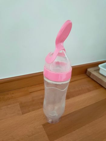 Biberon cuillère neuf