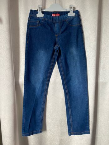 Jegging jeans en parfait état 10 ans Tissaia