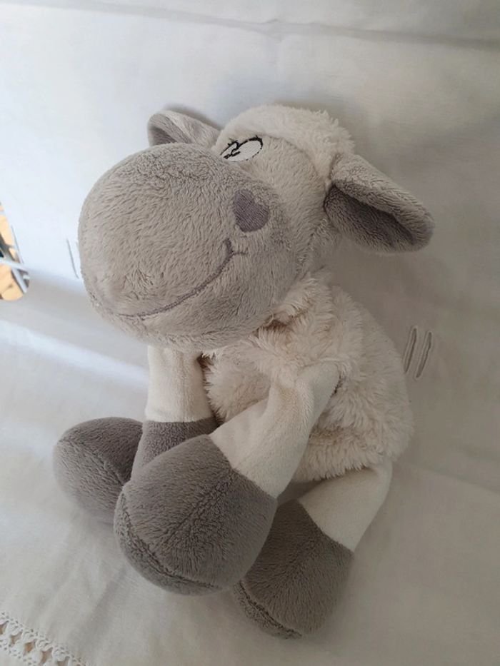 Peluche mouton - photo numéro 2