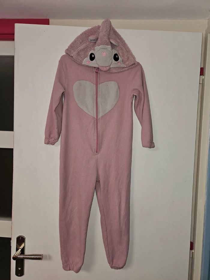 Pyjama/combinaison fille 5/6 ans mouton