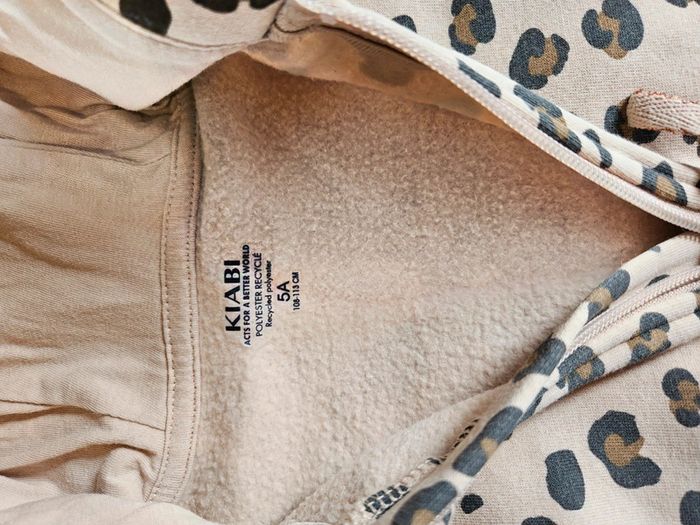 Veste à capuche zippé taille 5ans - photo numéro 4