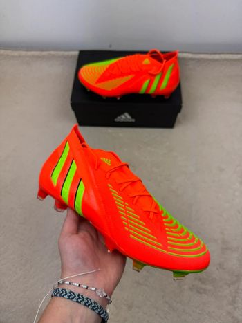 Crampons Adidas Predator Edge Pro FG Neuve Taille 42