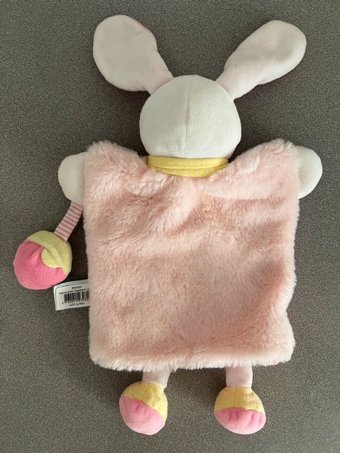 Peluche doudou marionnette lapin rose fraise 🍓 Baby Nat’ - photo numéro 5
