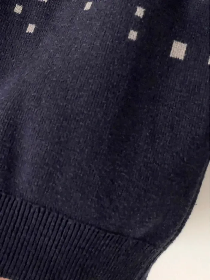 Petit pull motif « ville » Monoprix kids taille 4 ans en très bon état - photo numéro 4