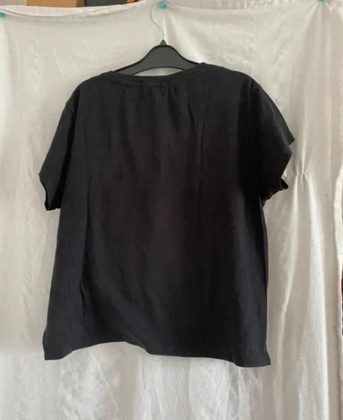 Tee-shirt - photo numéro 2