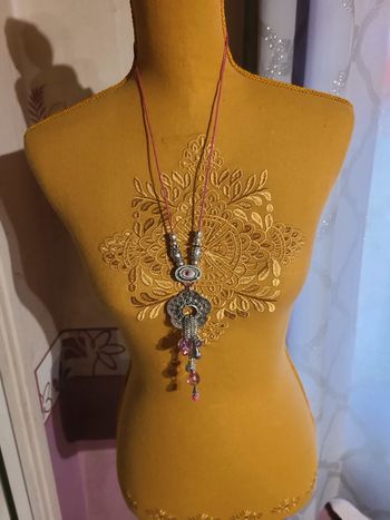 Long collier