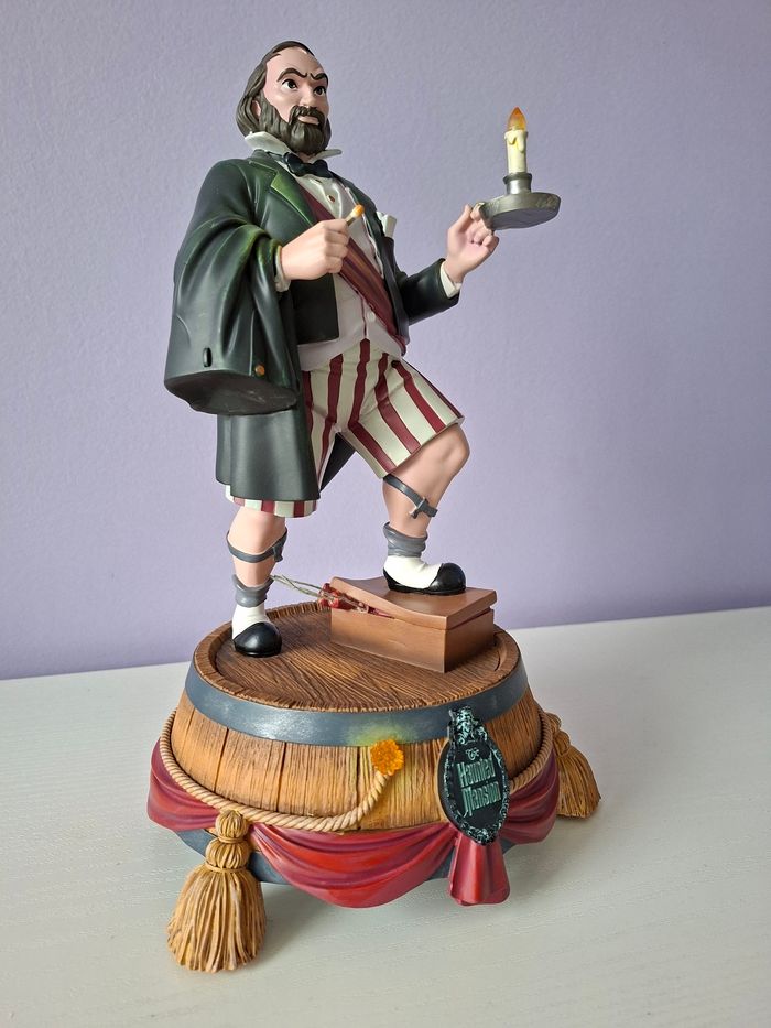 Figurine lumineuse  Disney le Gentleman à la dynamite Phantom Manor/Haunted Mansion - photo numéro 4