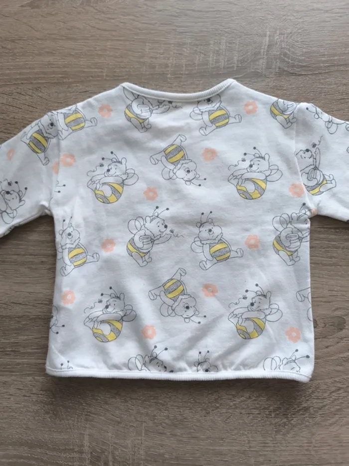 Pull léger Winnie Disney neuf sans étiquette 6 mois - photo numéro 4