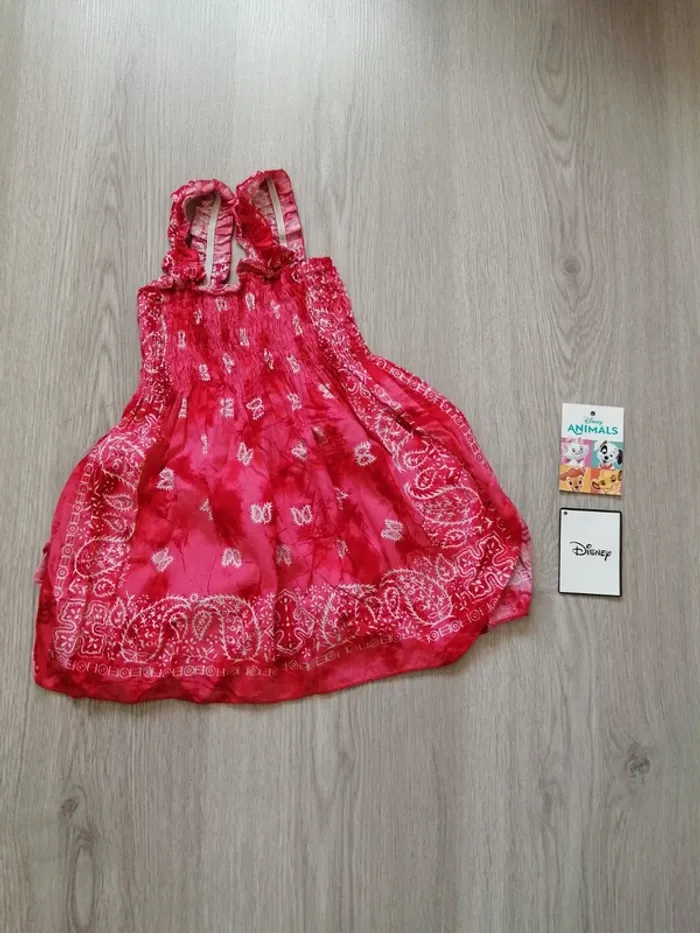 Ensemble top à bretelle et pantacourt rouge à motifs bandana / sans marque / (11-12ans) - photo numéro 4