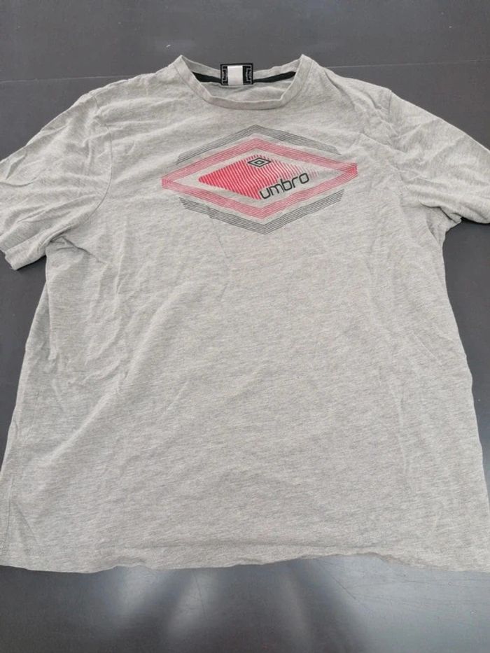 T shirt gris umbro