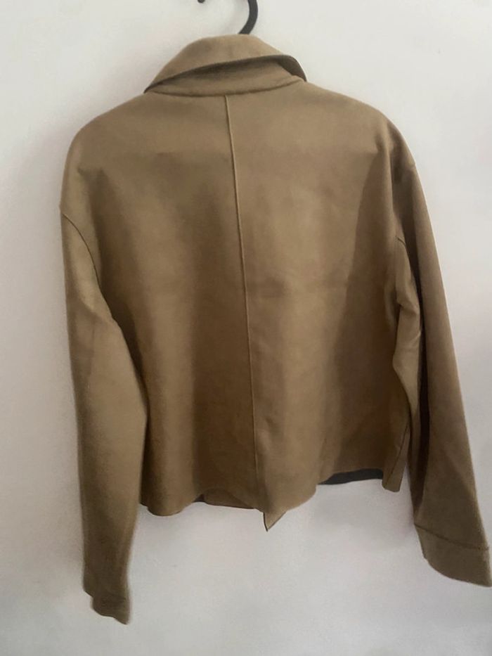 Veste en suédine avec boutons - photo numéro 4