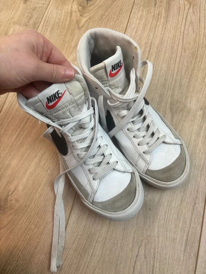Basket Nike T36,5 - photo numéro 2