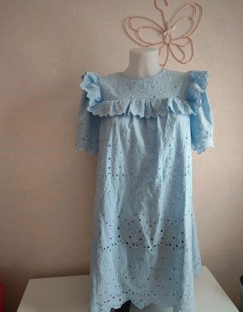 Robe avec broderie anglaise taille XS/S taille ample 💖