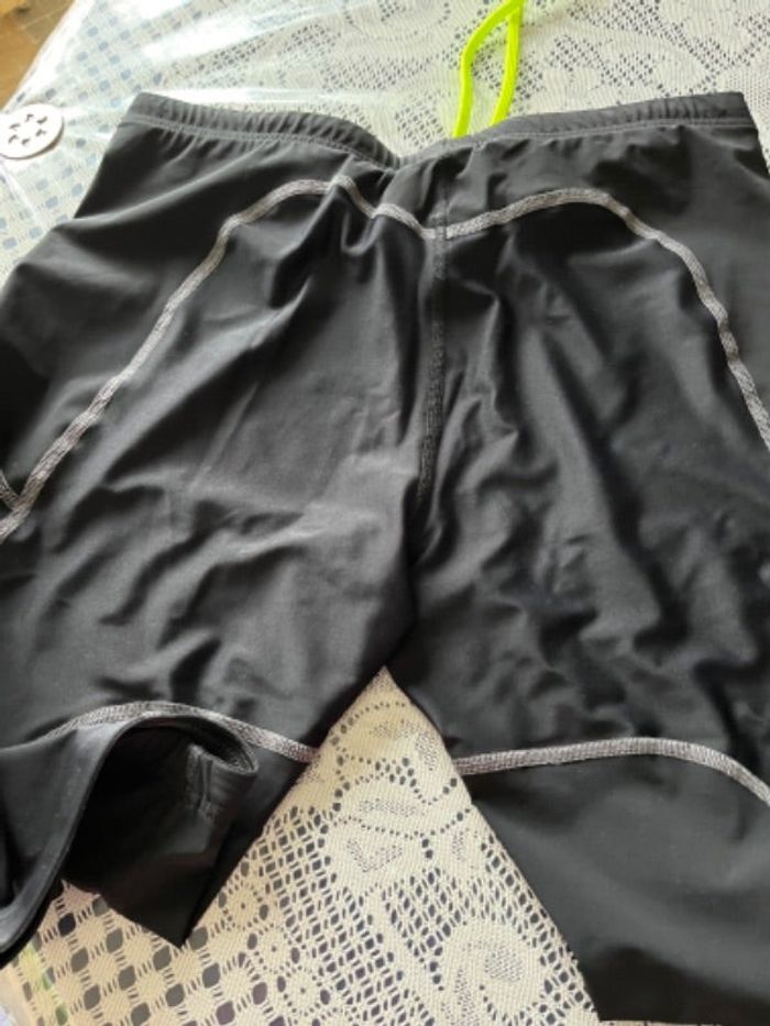 Bermuda sport femme taille 40