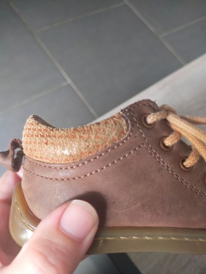 Baskets cuirs taille 21 - photo numéro 2