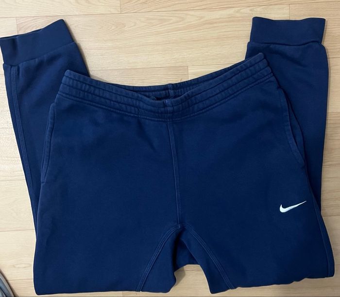 Jogging bleu nike homme Taille M excellent état - photo numéro 2