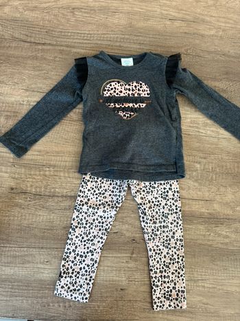 T-shirt et legging boboli 18 mois