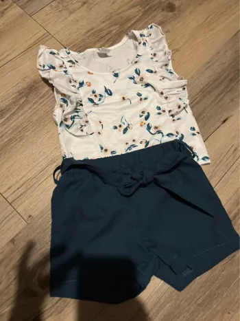 Ensemble short tee shirt