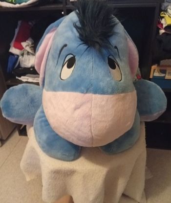 Une peluche bourriquet 
