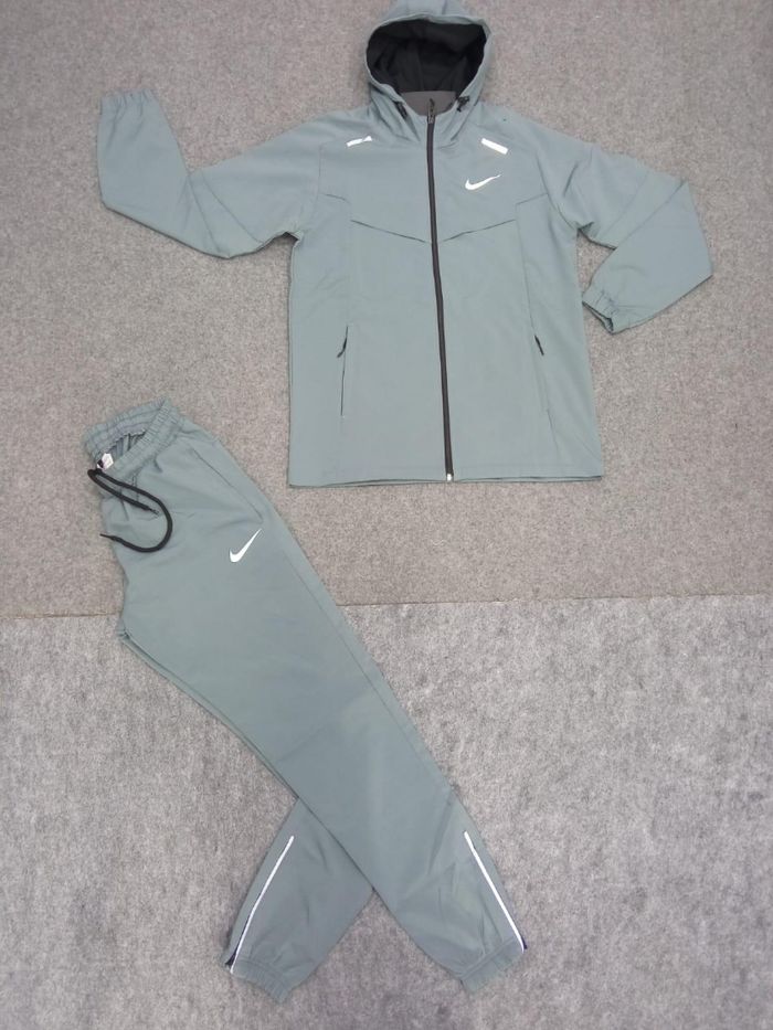 Ensemble nike - photo numéro 3