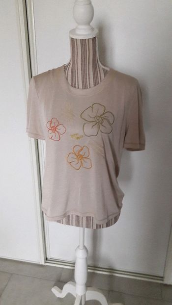 Tee shirt beige brillant t42 tres bon etat