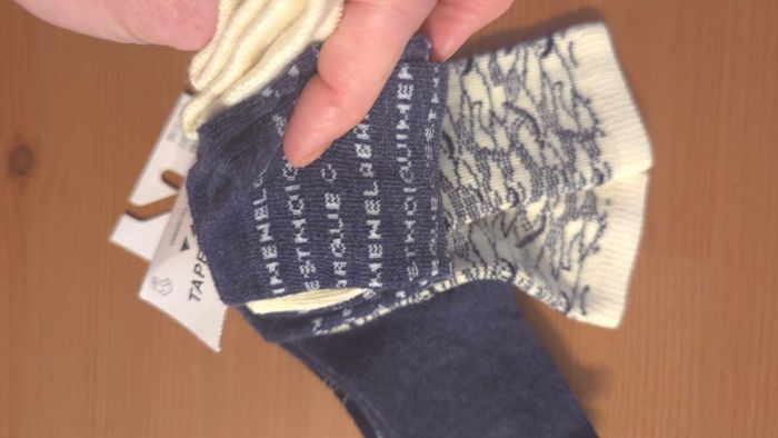 (Neufs non portés) 🏷🥰😍 sweat molleton 6 mois  et chaussettes 15/17 garçon - photo numéro 6