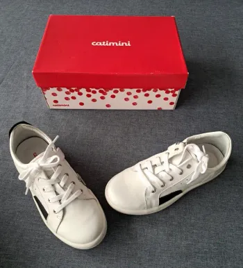 Chaussures Cuir NEUVES CATIMINI Pointure 34