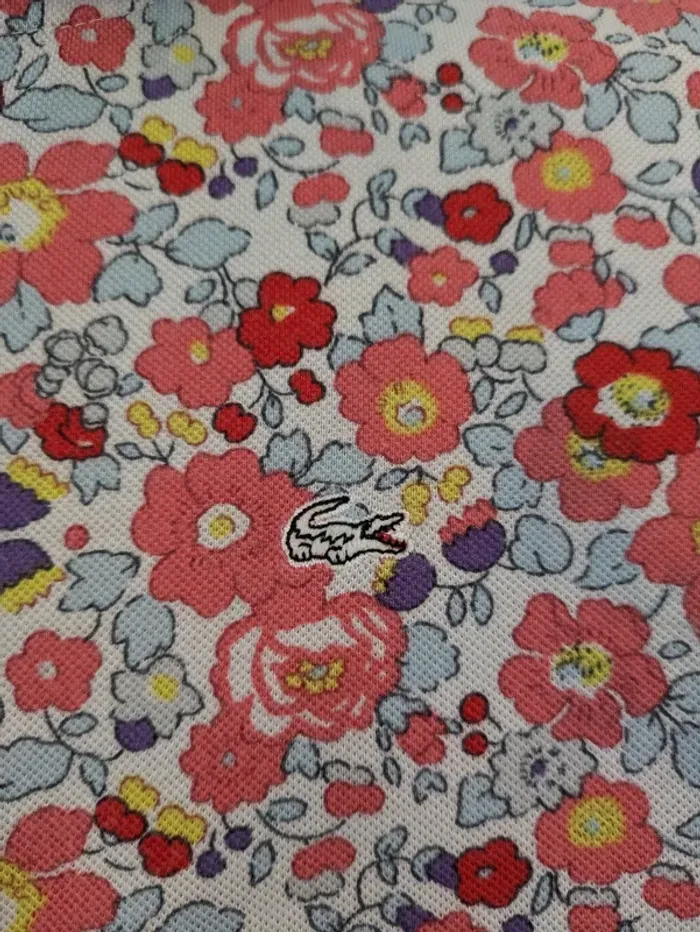 Polo fleuri vintage - Lacoste - taille 36 - photo numéro 2