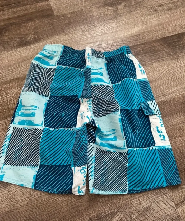 Short de bain garçon - photo numéro 2