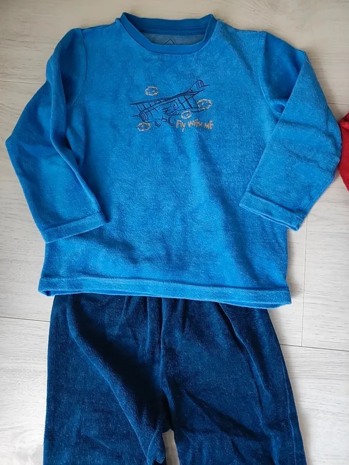 Lot de pyjamas 3 ans - photo numéro 2