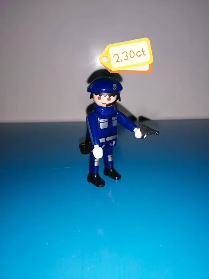 thème* personnage & accessoires / policier - photo numéro 4