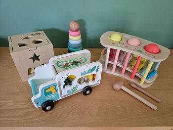Lot jouets en bois