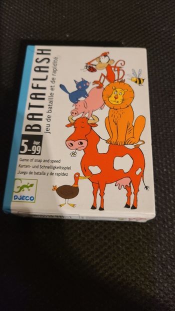 Bataflash Une variante du jeu La bataille, qui développe le sens de l'orientation des plus petits.