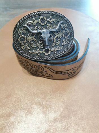 Ceinture de cowboy country taureau dorée
