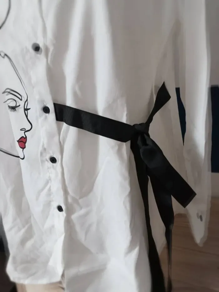 Chemise manches longues blanche neuve Shein femme taille 0XL (46) - photo numéro 3