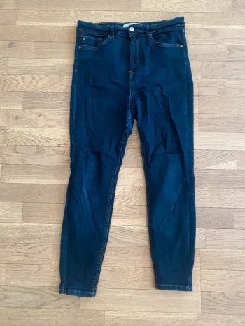 Jeans stradivarius taille haute