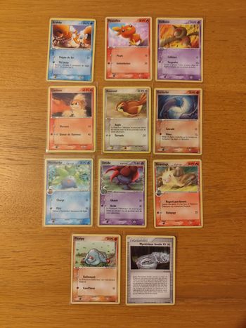 Lot 11 cartes Pokémon bloc ex vintage rouge feu vert feuille fantômes holon