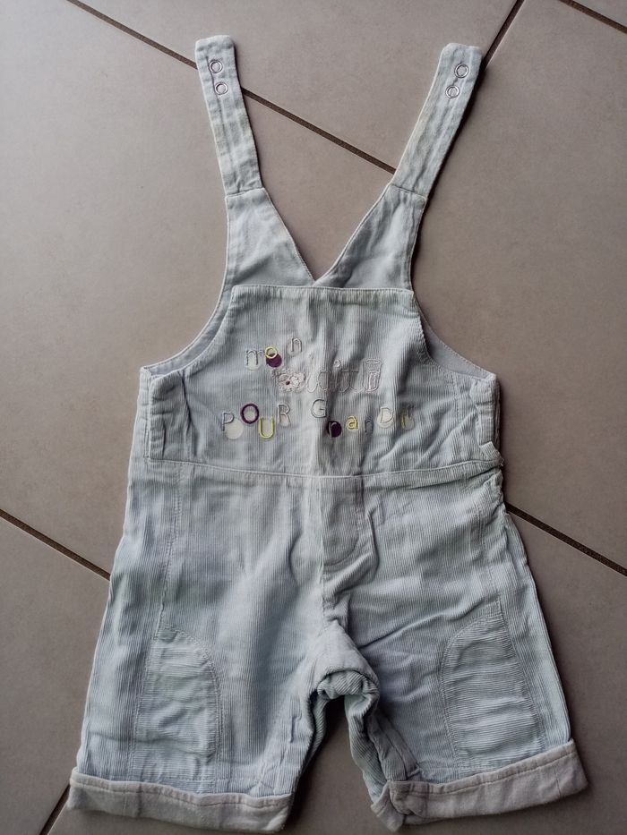 Ensemble salopette et t-shirt - photo numéro 4
