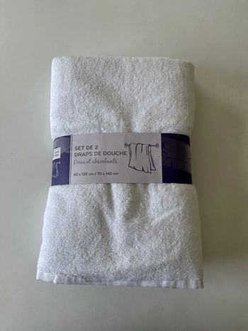 Set de 2 draps de douche blancs – Neufs – 65x135 cm & 70x140 cm