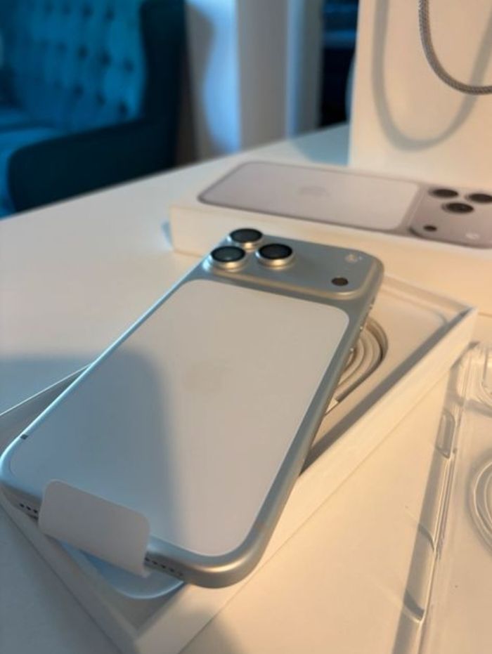 Iphone. - photo numéro 2
