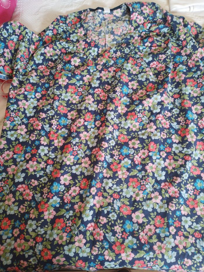 Blouse/ robe