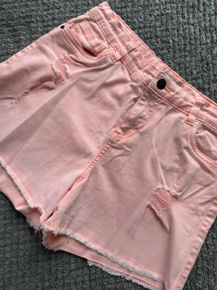 Short rose (14 ans) - photo numéro 2