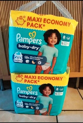 Couches Pampers taille 8 Baby Dry +17kg. 2 paquets