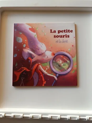 La petite souris est la dent
