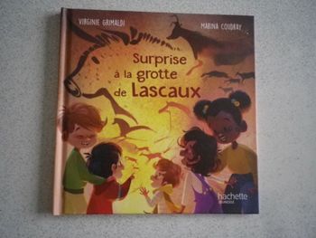 SURPRISE A LA GROTTE DE LASCAUX
