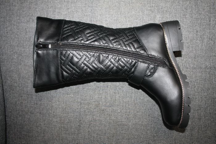 belle bottes noires 33 - photo numéro 2