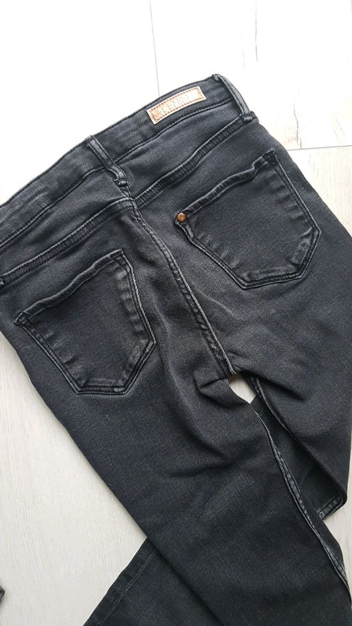 Lot de 2 jeans garçon 10ans hm tao - photo numéro 7