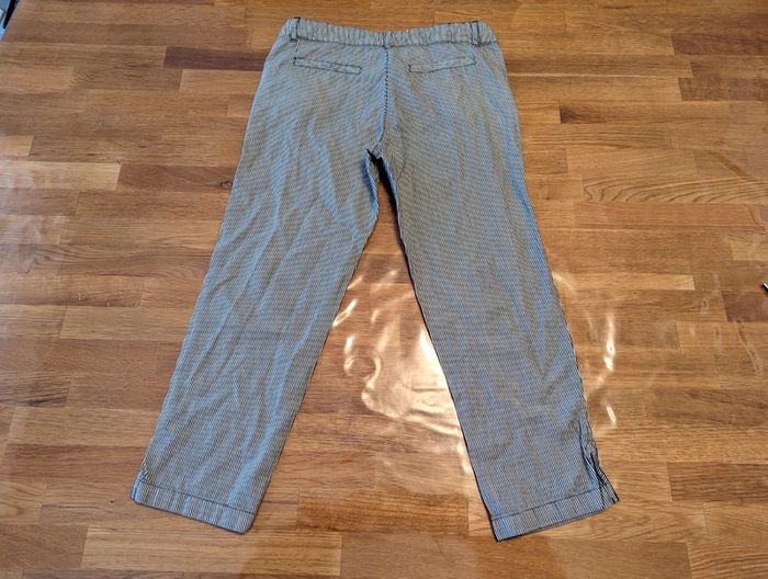 Pantalon / pantacourt léger fille 10 ans Naf Naf - photo numéro 4