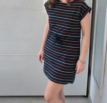 Robe Galeries Lafayette taille s