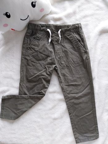 Pantalon kaki 4 ans